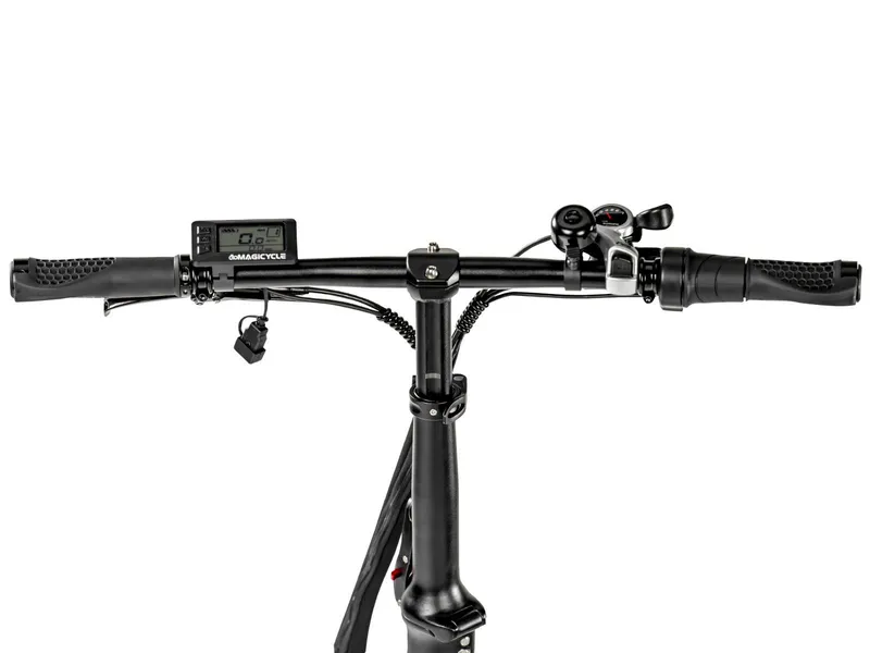 Magicycle Jaguarundi e-bike white handlebars