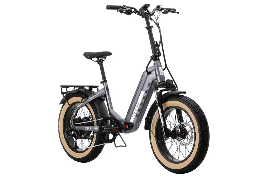 Aventon e-bike silver from the front